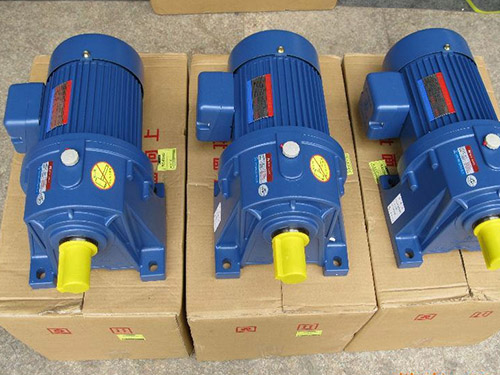 東力齒輪減速電機(jī)